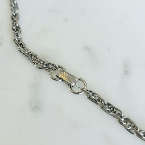 Vintage Tassel Necklace - Picture 4 of 5